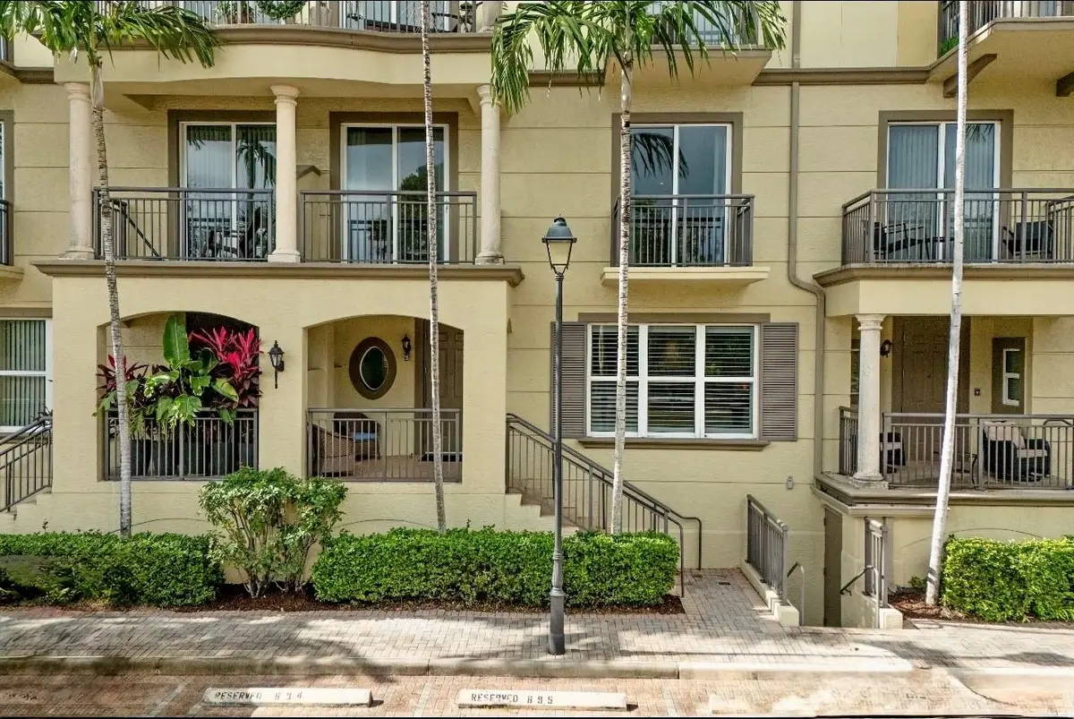 2609 NE 14th Ave #107, Wilton Manors, FL 33334 - Image #1