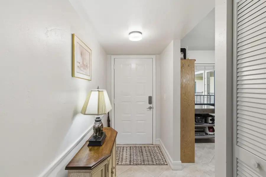 228 Fox Glen Drive #3205, Naples, FL 34104 - Image #2