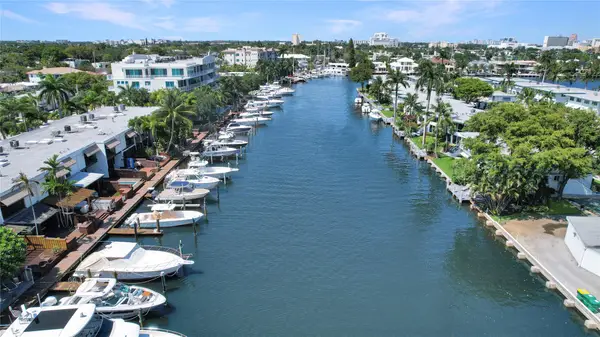424 Hendricks Isle #6, Fort Lauderdale, FL 33301