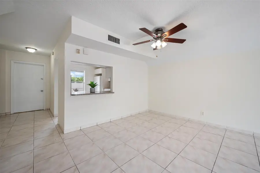 4024 SW 67th Ter #2, Davie, FL 33314 - Image #3