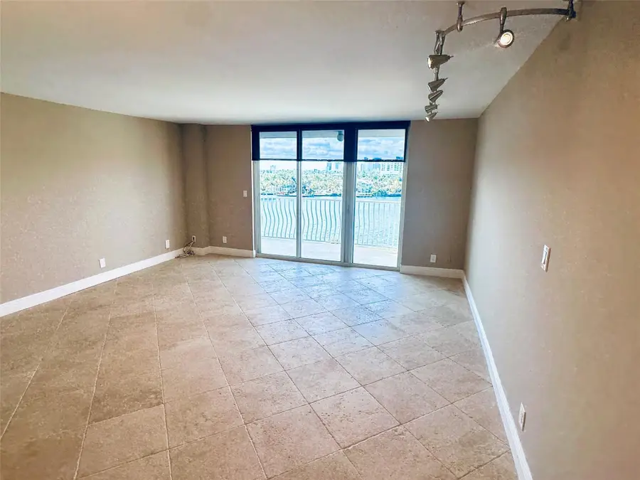 1 Las Olas Circle #605, Fort Lauderdale, FL 33316 - #2