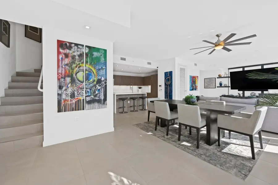 401 N Birch Road #TH2, Fort Lauderdale, FL 33304 - Image #2