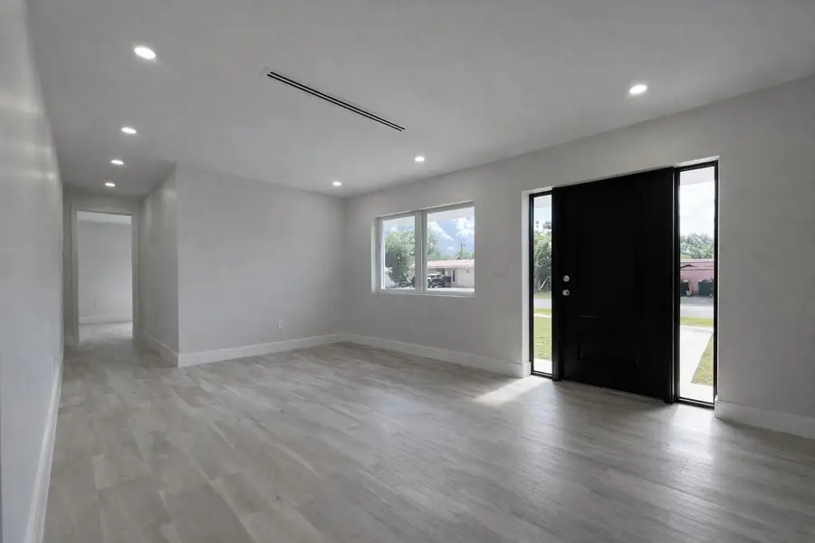 7825 SW 35th Ter, Miami, FL 33155 - Image #3