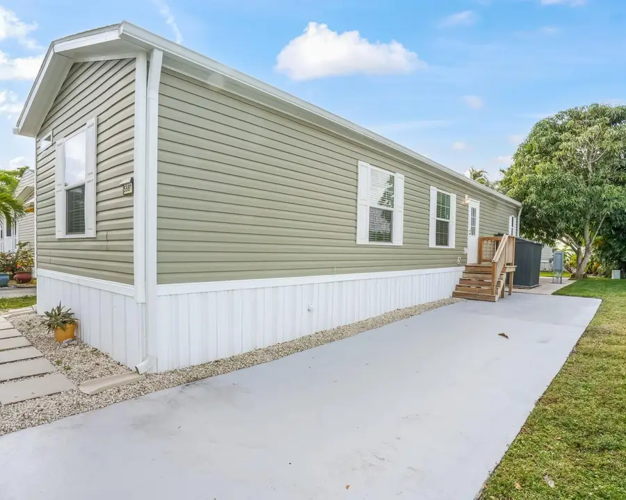 5681 SW Cypress Dr, Fort Lauderdale, FL 33312 - Image #2