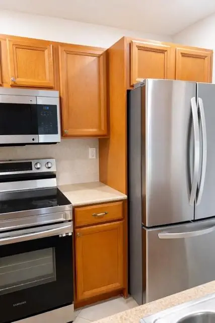 2077 E Bond Dr #2077, West Palm Beach, FL 33415 - Image #1