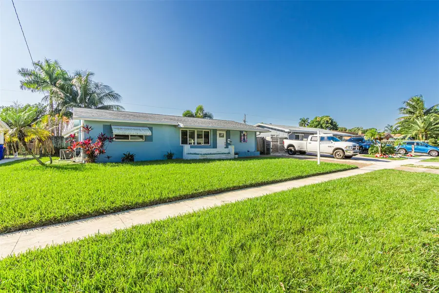 6430 Harding St, Hollywood, FL 33024 - Image #2