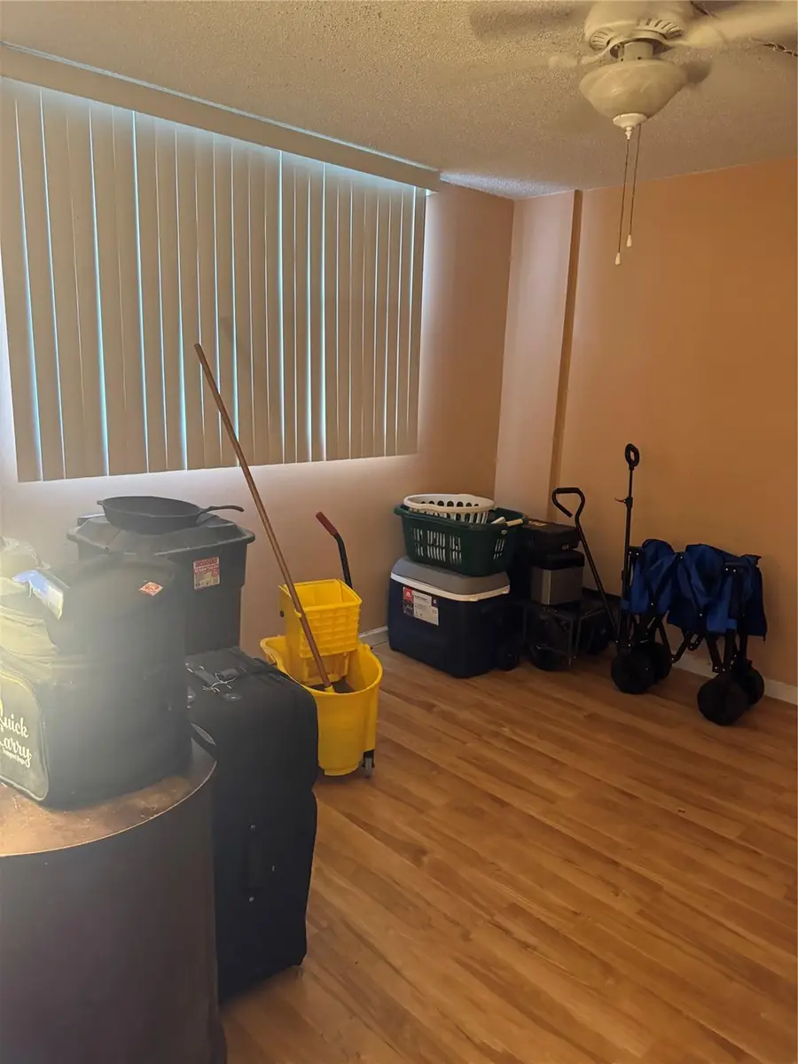 103 Royal Park Dr #2C, Oakland Park, FL 33309 - Image #3