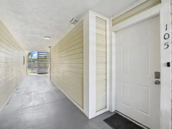 Address Withheld By Seller, Miami, FL 33179