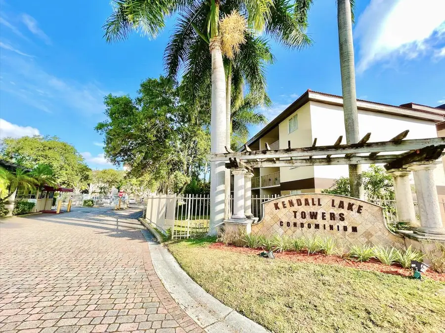 15231 SW 80th St #410, Miami, FL 33193 - Image #2