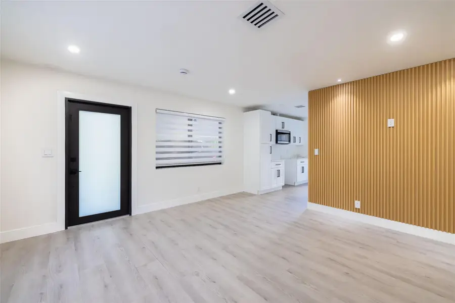 1341 SE 10th Ave, Fort Lauderdale, FL 33316 - Image #2