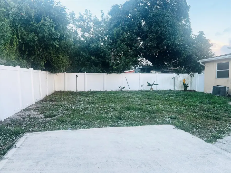 6409 Franklin St, Hollywood, FL 33024 - Image #3