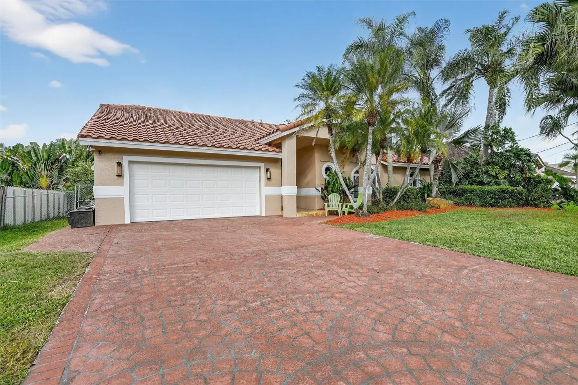 11401 NW 23rd Street, Plantation, FL 33323 - Image #1