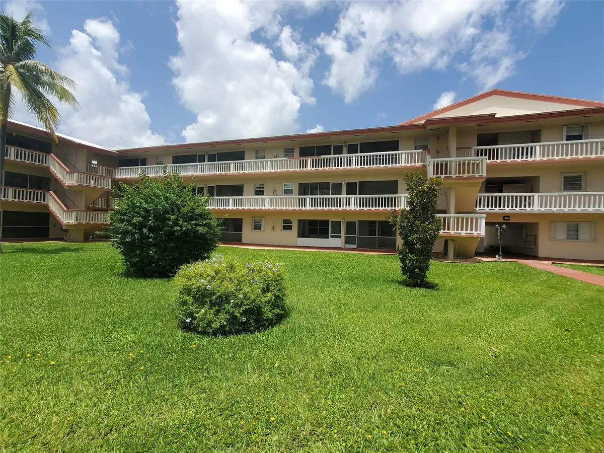 5300 Washington St #114C, Hollywood, FL 33021 - Image #1