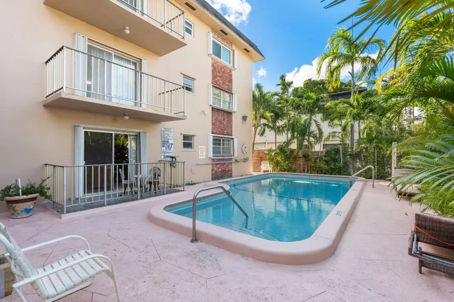 1840 Dewey St #101, Hollywood, FL 33020 - Image #2