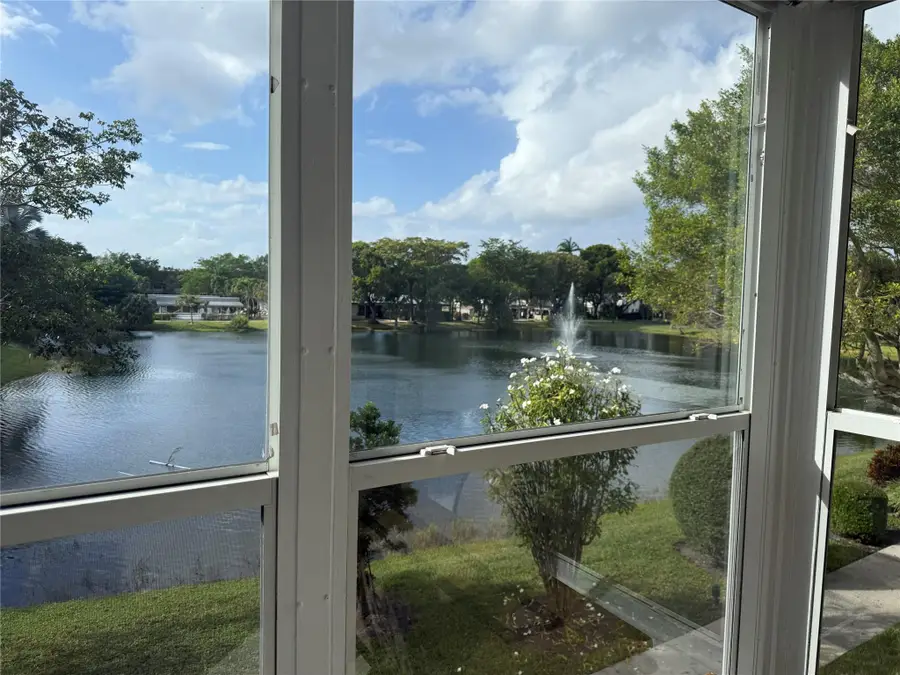 3531 NW 50th Ave #512, Lauderdale Lakes, FL 33319 - Image #2