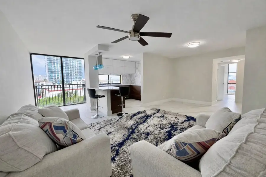 16919 N Bay Road #911, Sunny Isles Beach, FL 33160 - Image #2