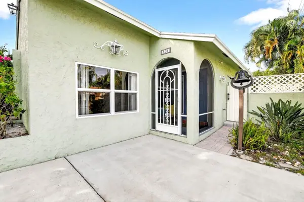 501 NW 54th St, Boca Raton, FL 33487