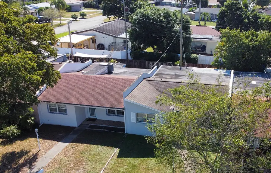 810 N Golf Dr #810, Hollywood, FL 33021 - Image #2