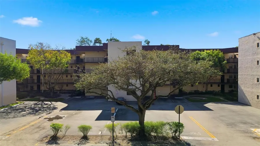 6755 W Broward Boulevard #304, Plantation, FL 33317 - Image #2