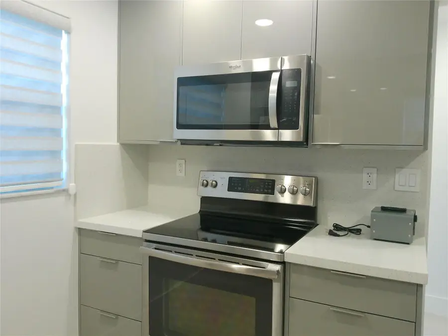 6085 N Sabal Palm Blvd #109, Tamarac, FL 33319 - Image #3