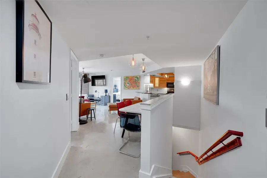 2021 SE 10th Avenue #205, Fort Lauderdale, FL 33316 - Image #2