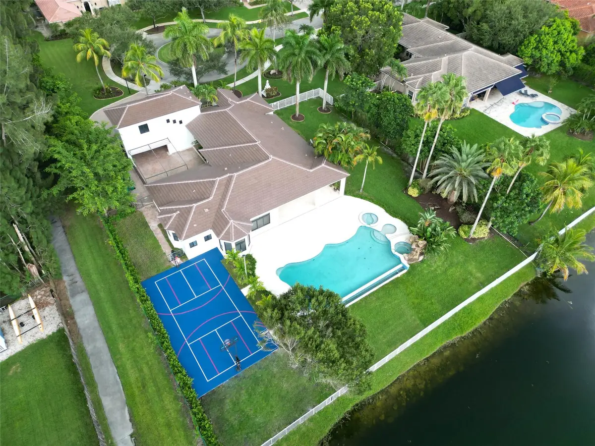 2931 SW 139th Ter, Davie, FL 33330 - Image #1
