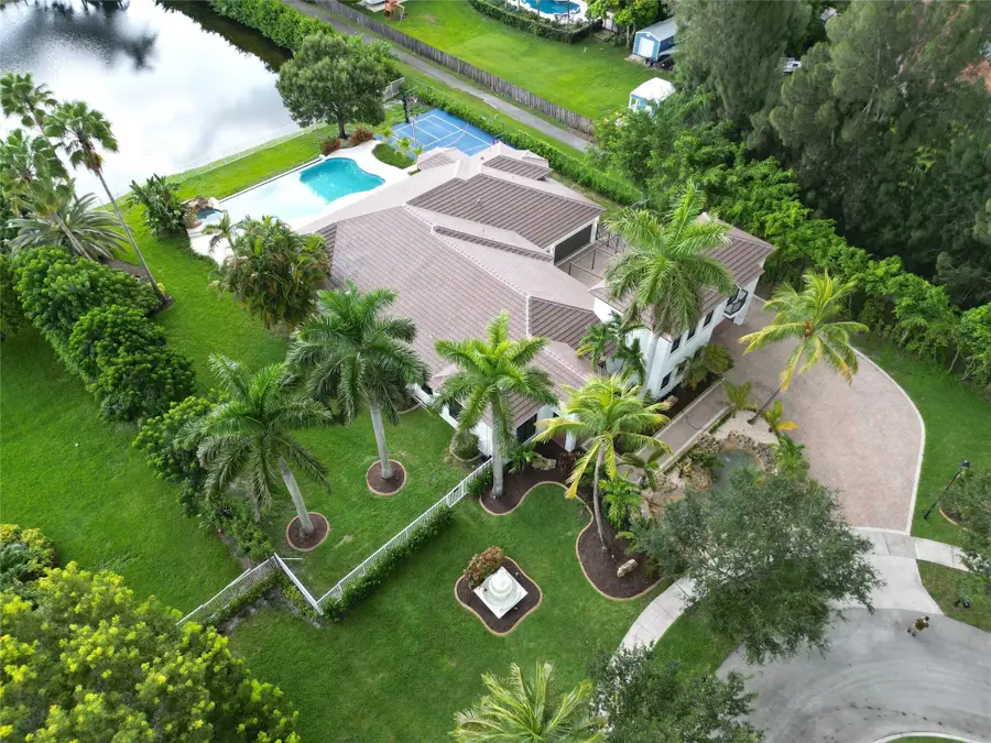 2931 SW 139th Ter, Davie, FL 33330 - Image #3