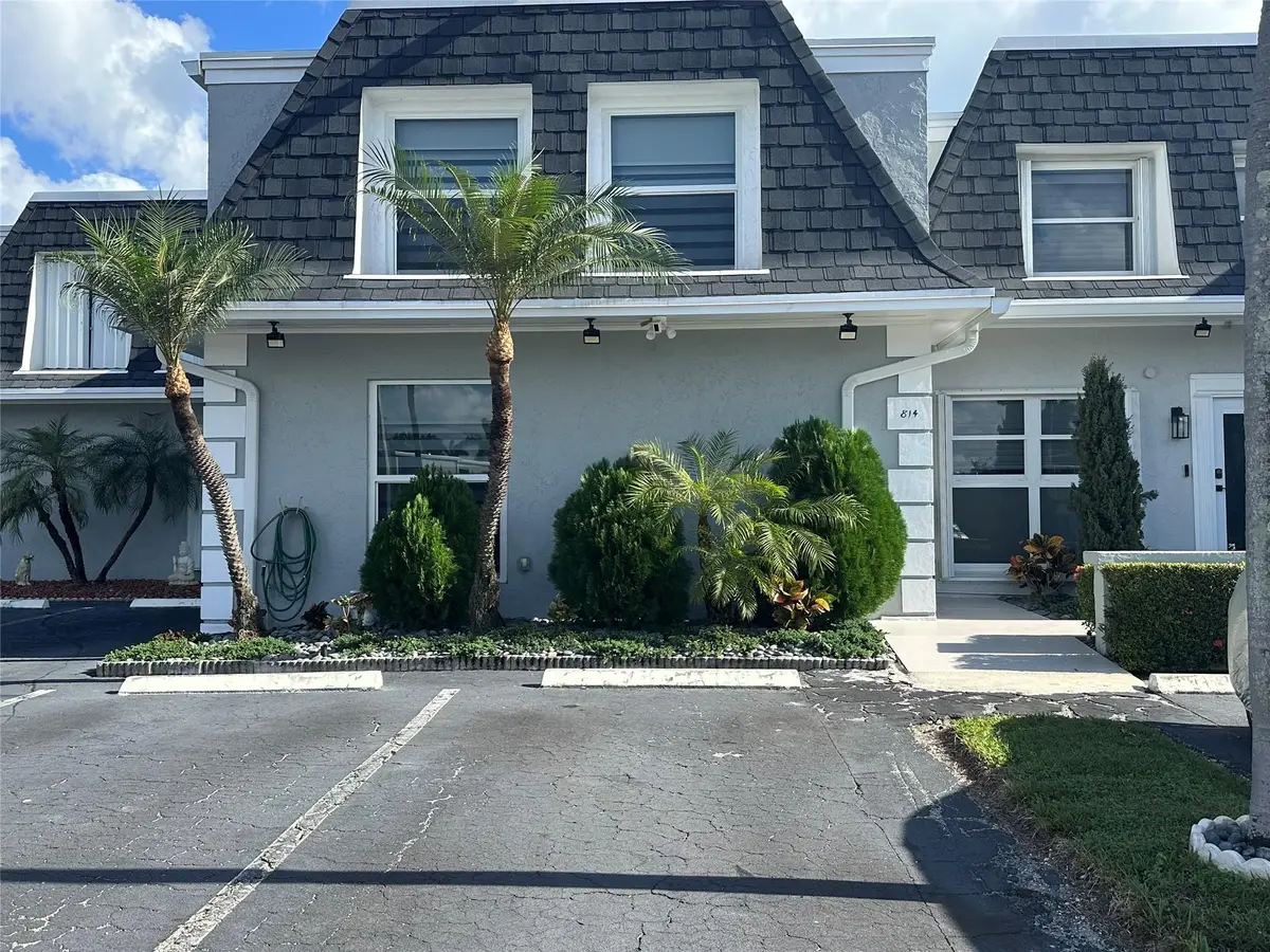 814 NE 25 #64, Hallandale Beach, FL 33009 - Image #1