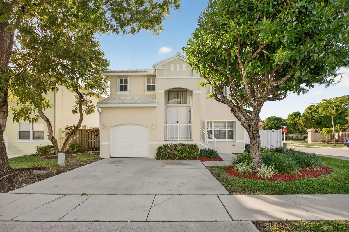 3407 Bonito Ln, Margate, FL 33063 - Image #1