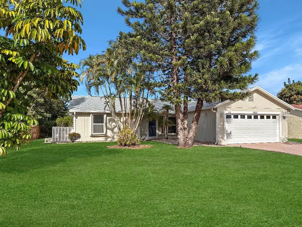 1533 SE Minorca Ave, Port Saint Lucie, FL 34952 - Image #1