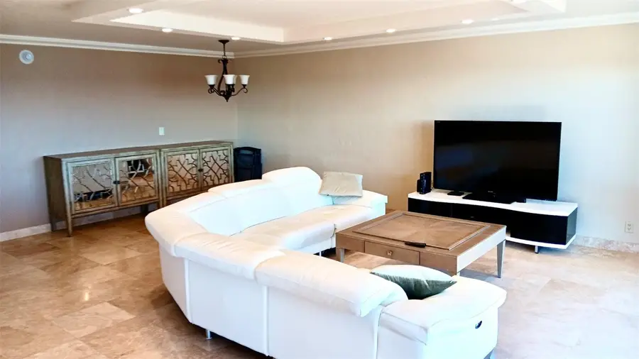 4900 N Ocean Blvd #819, Lauderdale By The Sea, FL 33308 - Image #3