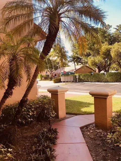 9784 Malvern Dr #9784, Tamarac, FL 33321 - Image #3