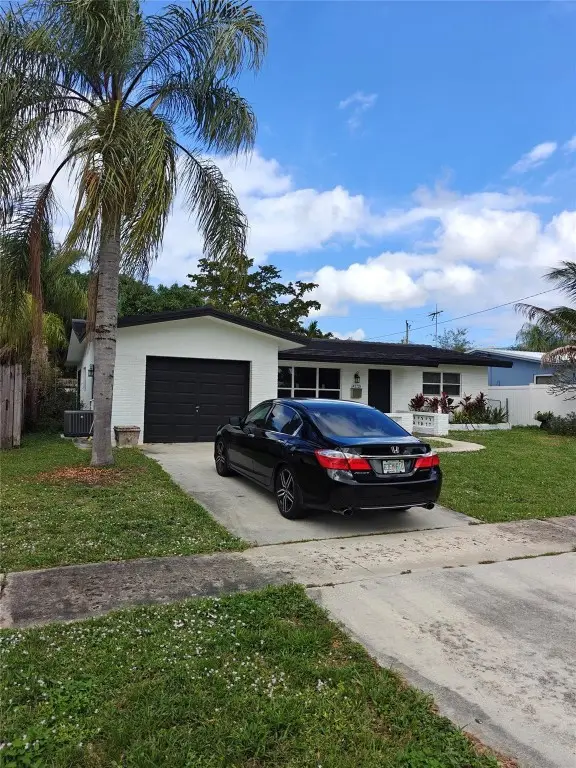 4223 Van Buren Street, Hollywood, FL 33021