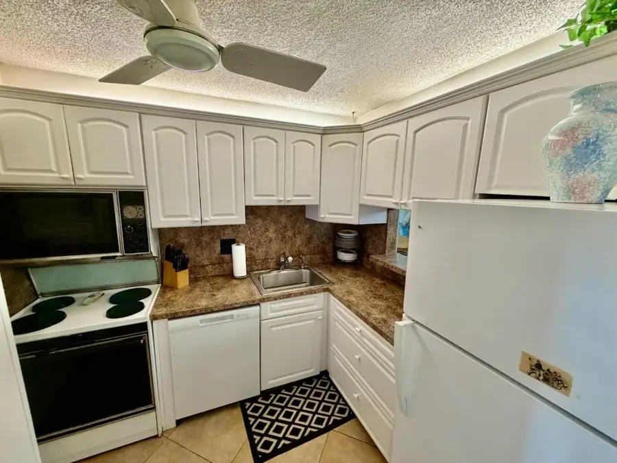 5300 24th Terrace #314C, Fort Lauderdale, FL 33308 - Image #3