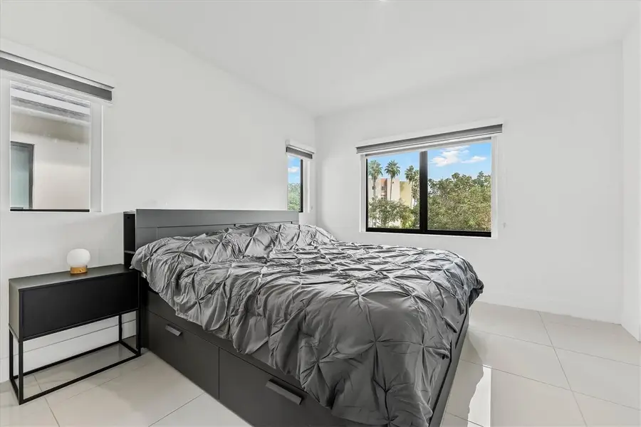 230 NW 11th Court, Florida City, FL 33034 - Image #3