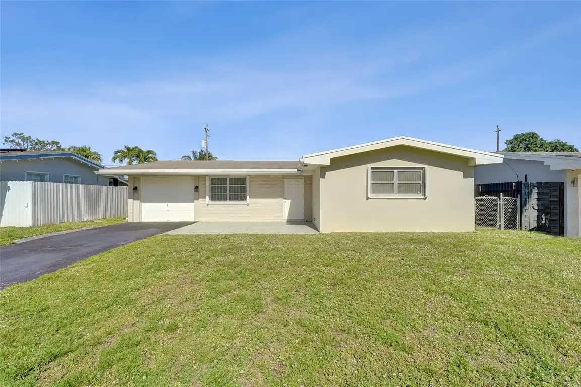 8211 NW 10th Street, Pembroke Pines, FL 33024 - Image #1