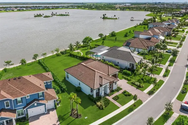 935 Hookline Circle, Loxahatchee, FL 33470