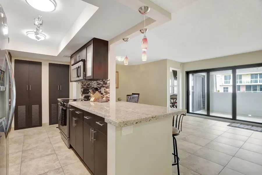 330 SE 20 Avenue #514, Deerfield Beach, FL 33441 - Image #3