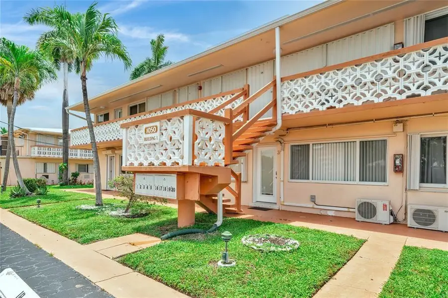 1050 SW 11th Street #1L, Hallandale Beach, FL 33009 - Image #2