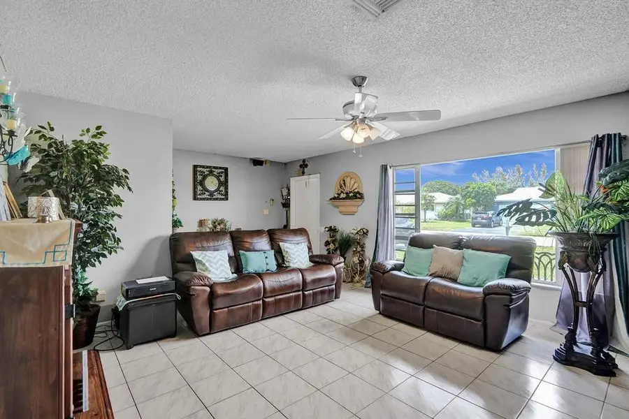 9516 NW 80th Court, Tamarac, FL 33321 - Image #3