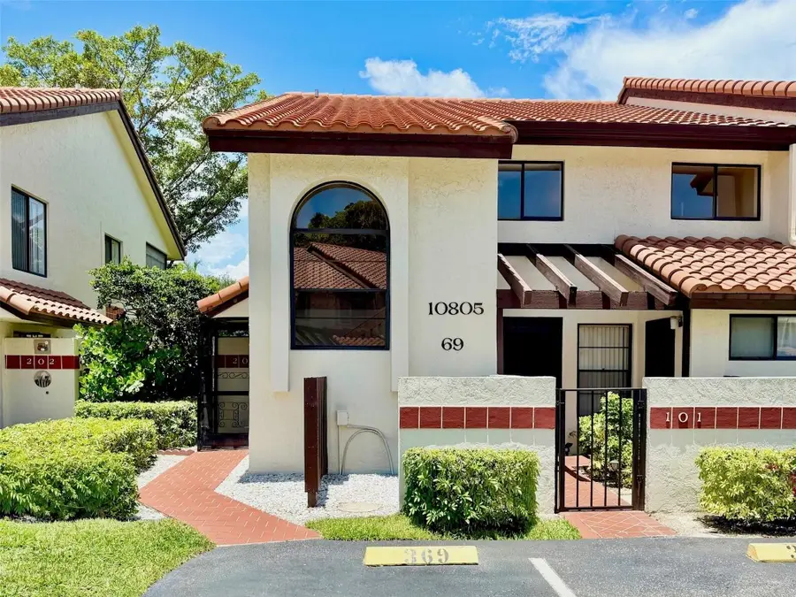 10805 Bahama Palm Way #201, Boynton Beach, FL 33437 - Image #2