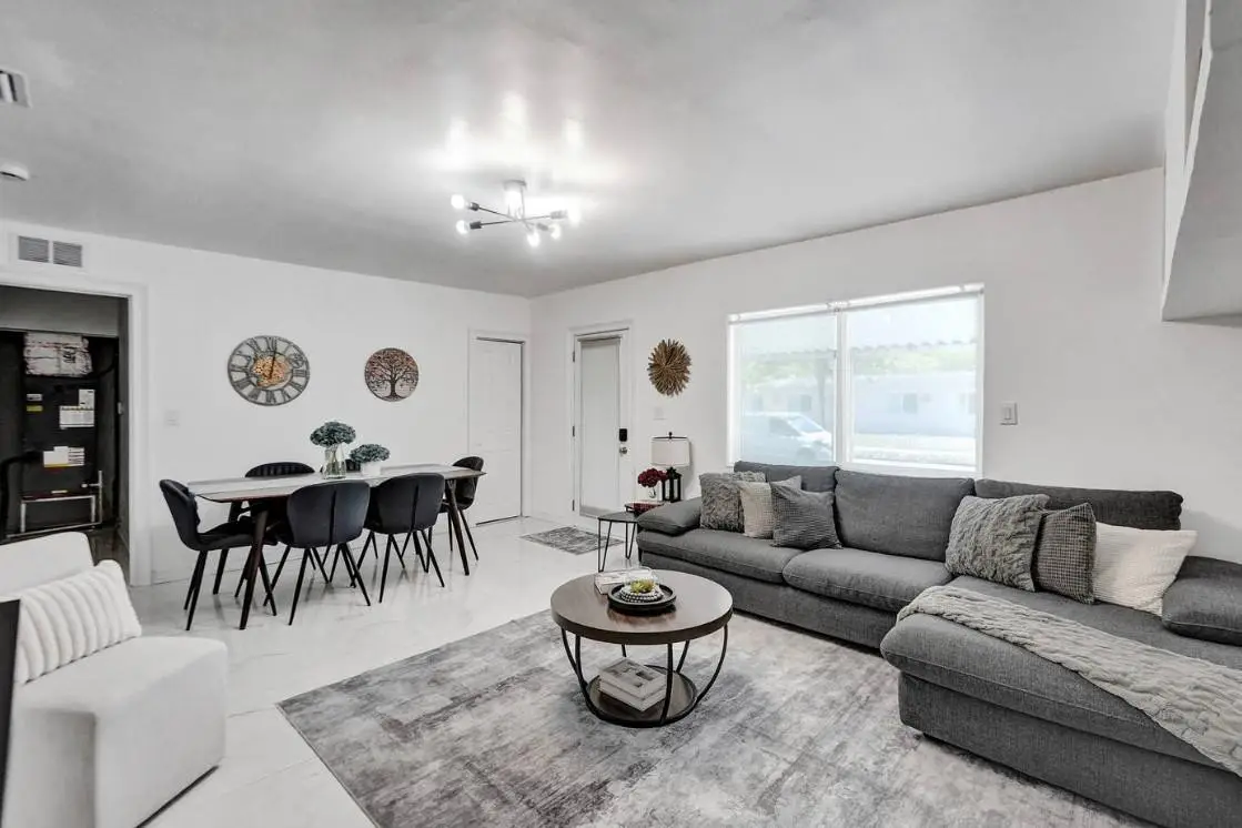 2001 Washington Street, Hollywood, FL 33020 - Image #1