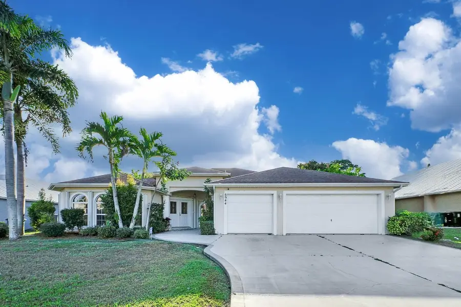6944 NW Daffodil Lane, Port Saint Lucie, FL 34983 - Image #2
