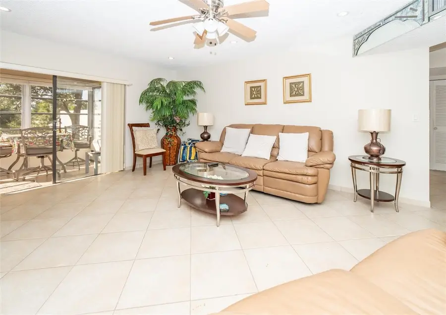 4000 NW 44th Avenue #208, Lauderdale Lakes, FL 33319 - Image #3