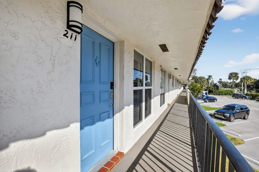 55 SE 14th Street #211, Boca Raton, FL 33432 - Image #2