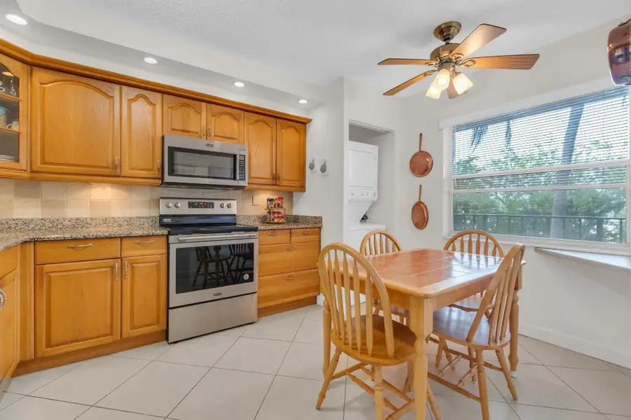 7340 Lake Circle Drive #301, Margate, FL 33063 - Image #2