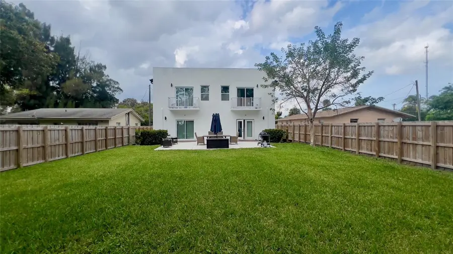 2786 NW 20th Street, Fort Lauderdale, FL 33311 - Image #2