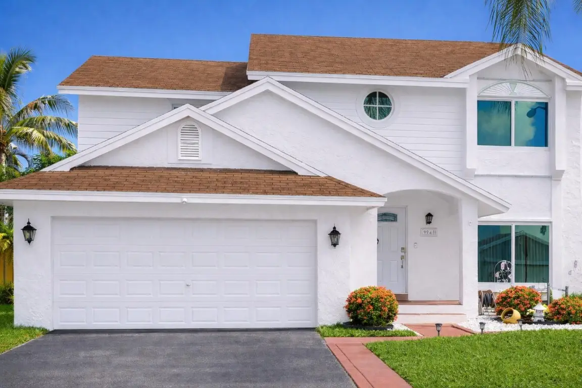 9741 SW 9th Court, Pembroke Pines, FL 33025 - Image #1