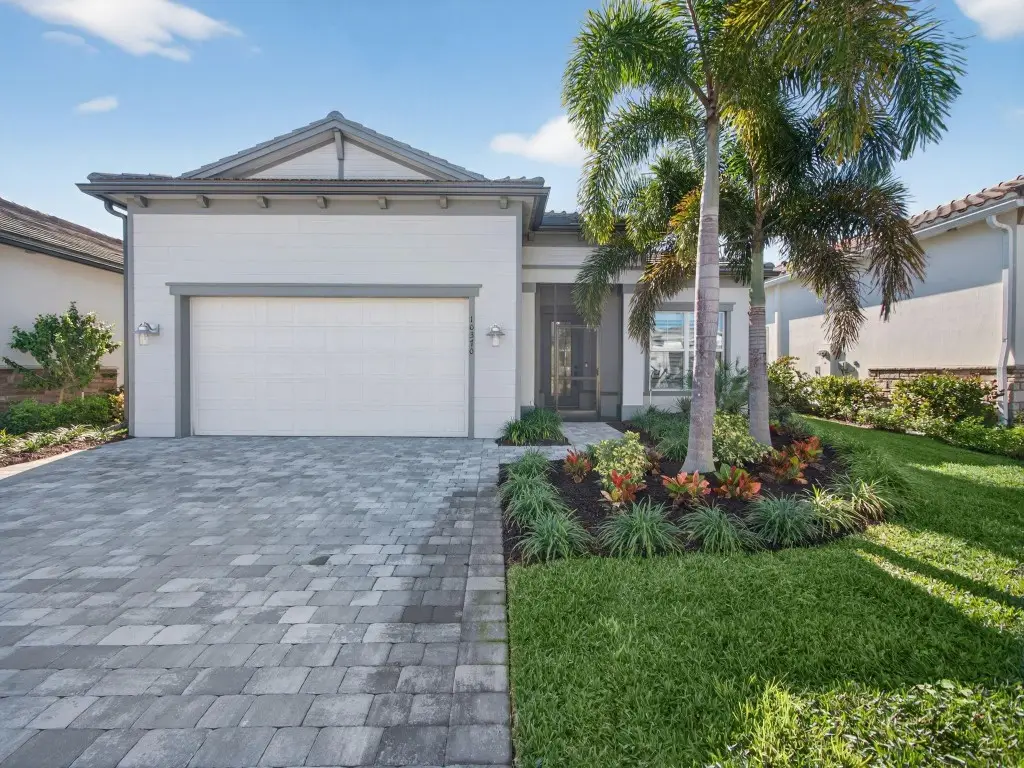 10370 Northbrook Circle, Palm Beach Gardens, FL 33412 - Image #1