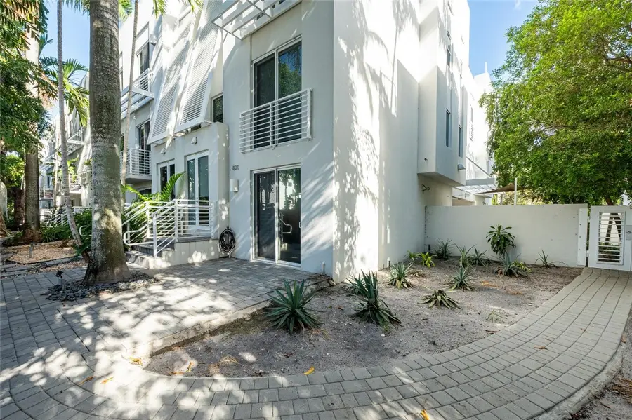 801 SE 12th Court #801, Fort Lauderdale, FL 33316 - Image #2
